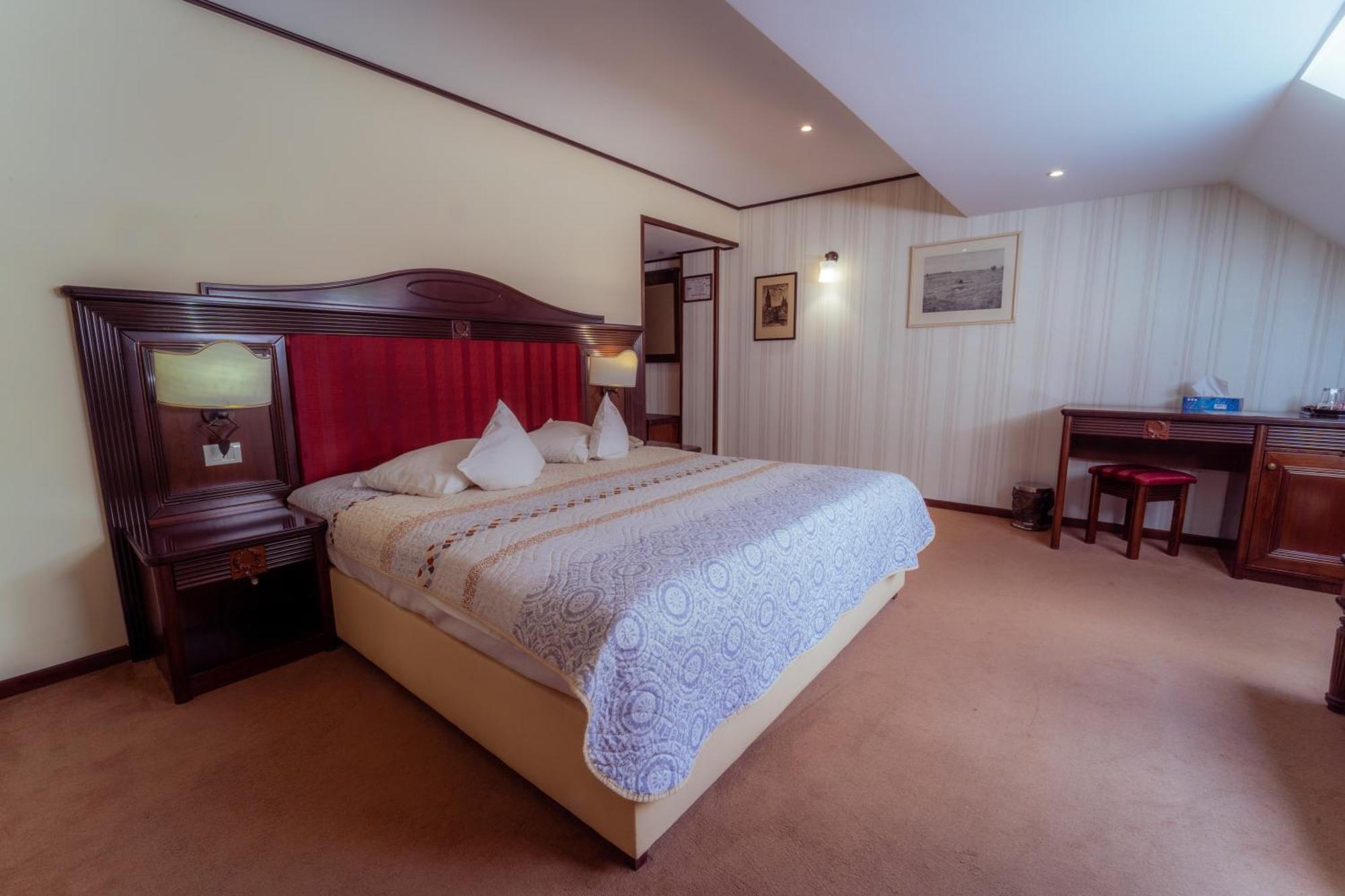 Hotel Perla Slănic-Moldova Εξωτερικό φωτογραφία