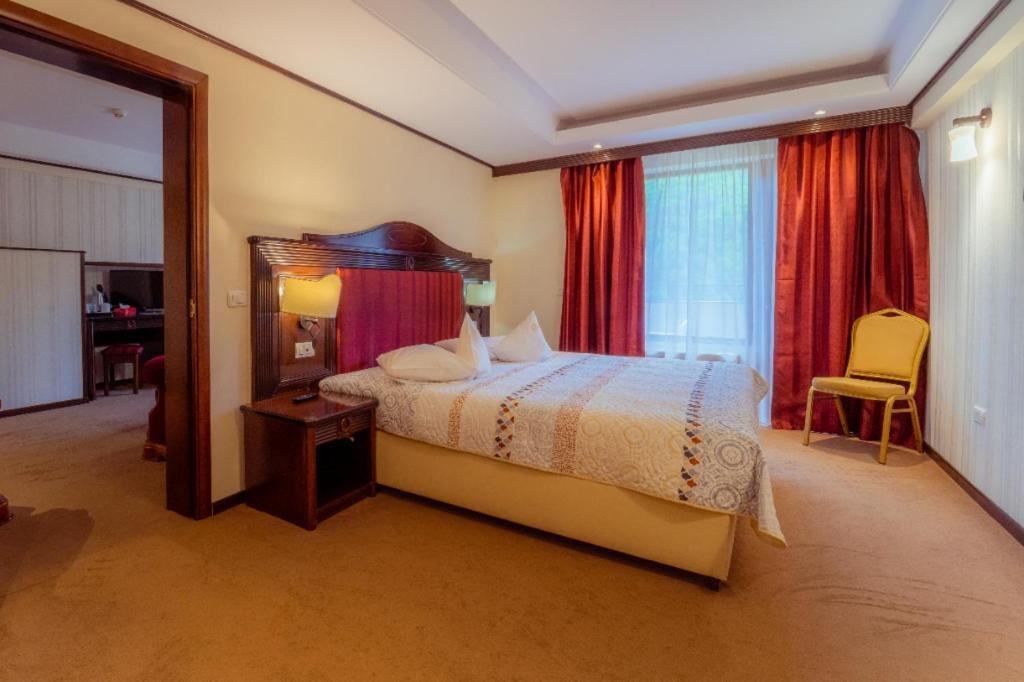 Hotel Perla Slănic-Moldova Εξωτερικό φωτογραφία