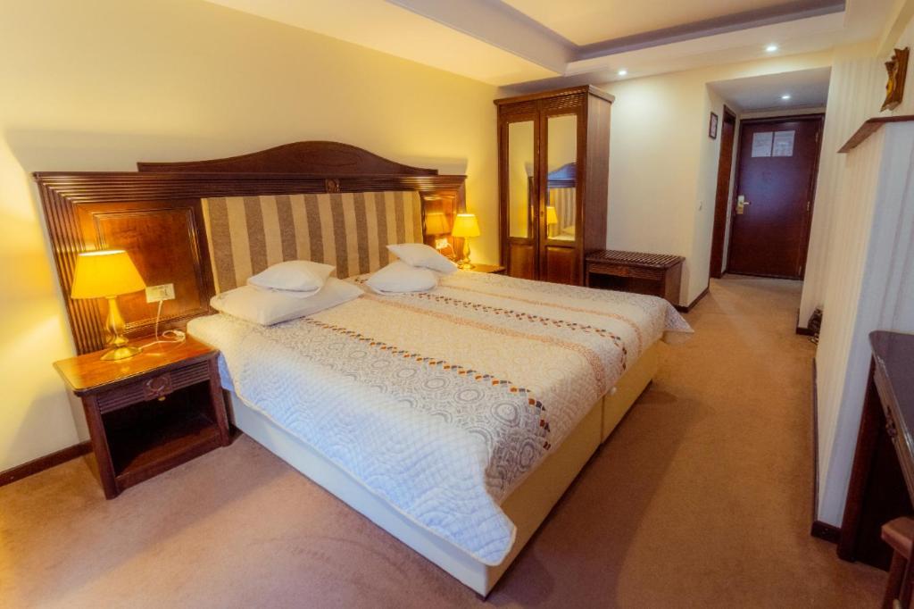Hotel Perla Slănic-Moldova Εξωτερικό φωτογραφία