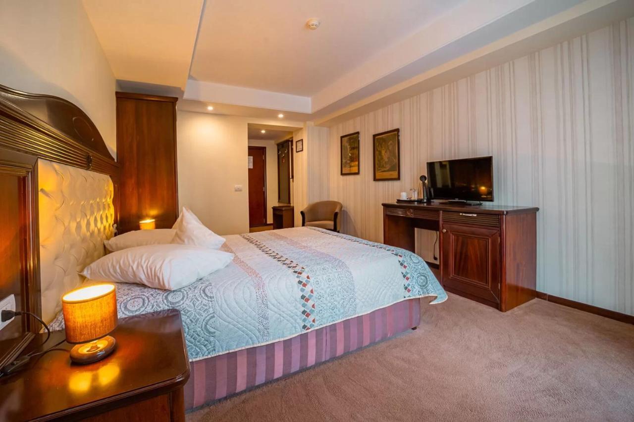 Hotel Perla Slănic-Moldova Εξωτερικό φωτογραφία